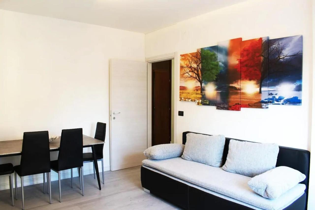 J&M House -Fronte Ospedale- Incluso Netflix E Disney Plus Udine Ngoại thất bức ảnh